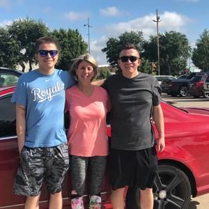 Meet your Posher, Alex